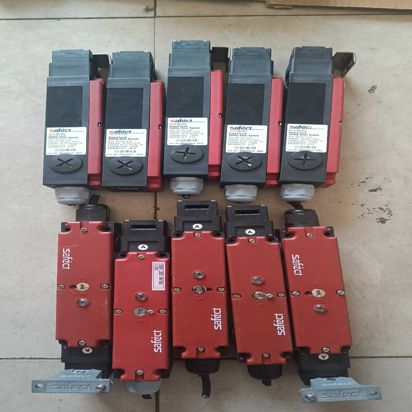 询价SAFECT安全门锁开关议价