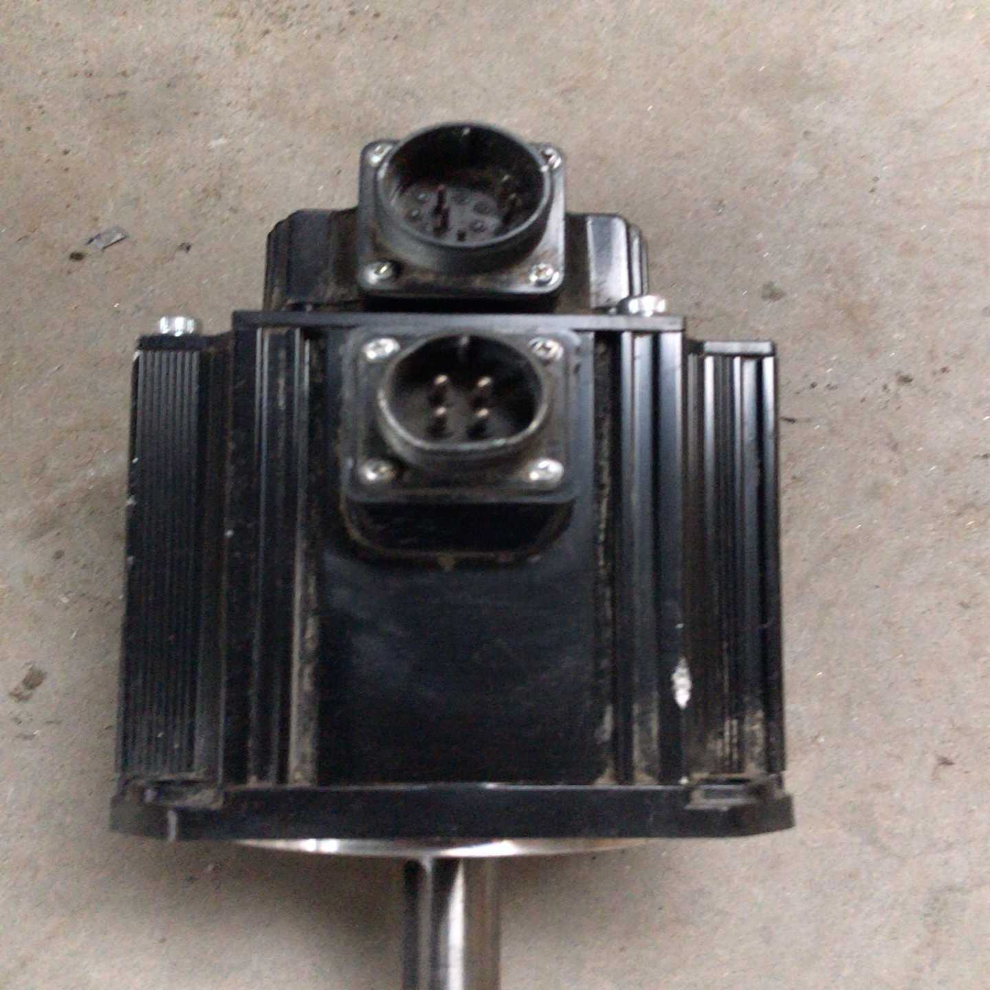 富士伺服电机1.5kw富士GYG152C5-RG2，现有询价