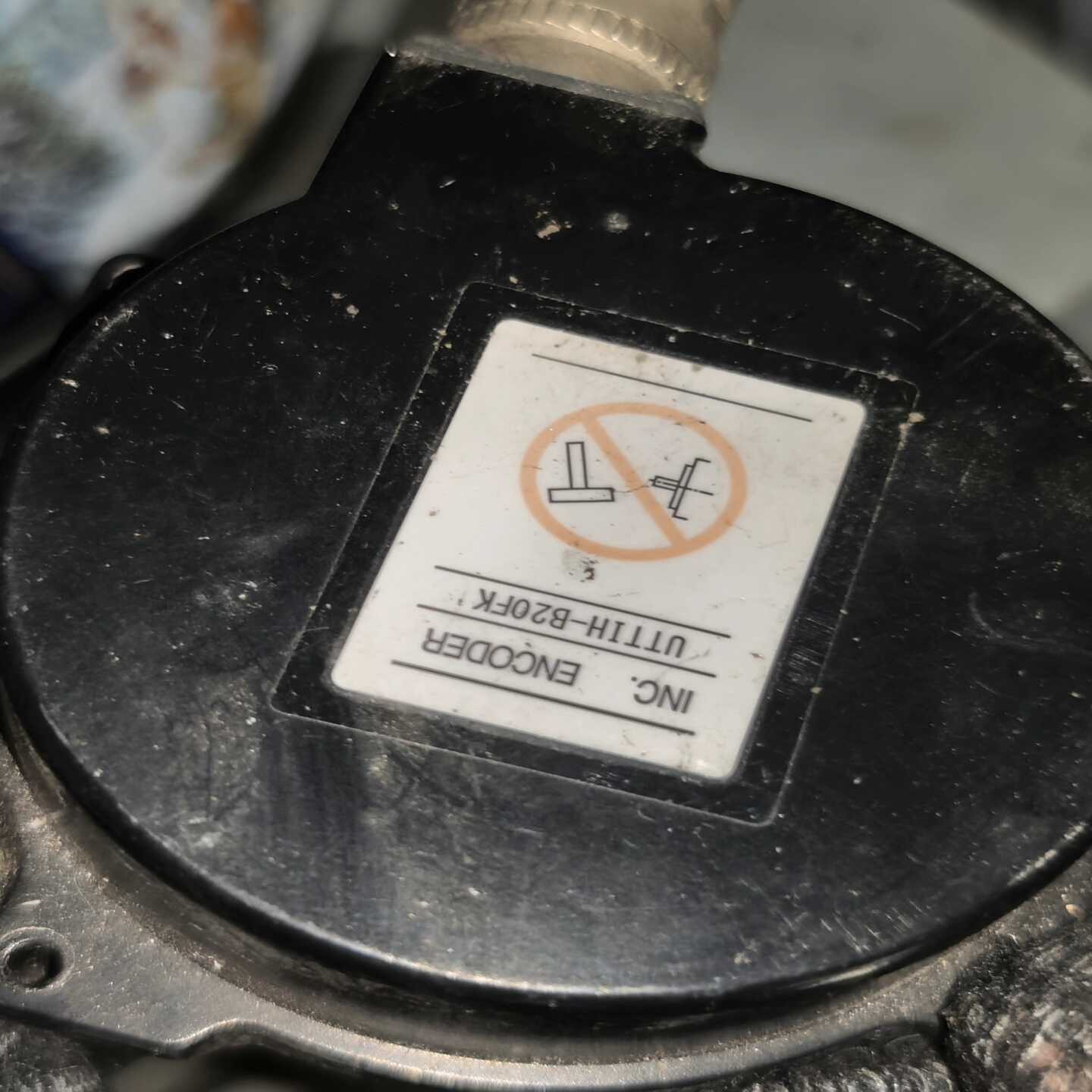 安川编码器UTTIH-B20FK，适用于安川5代伺服电机。外--议价商品