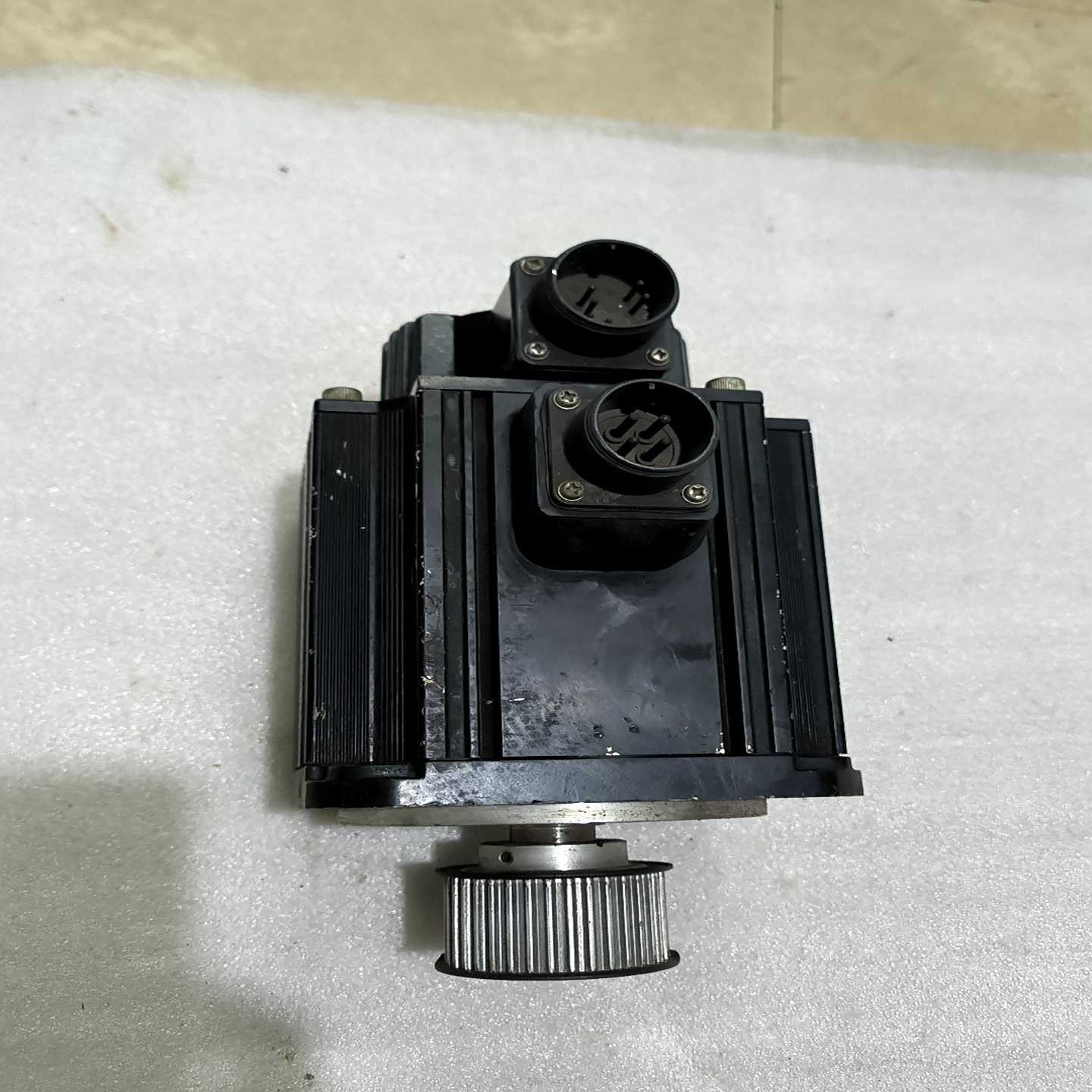 富士GYG152C5-RG2伺服电机，1.5kw，--议价商品