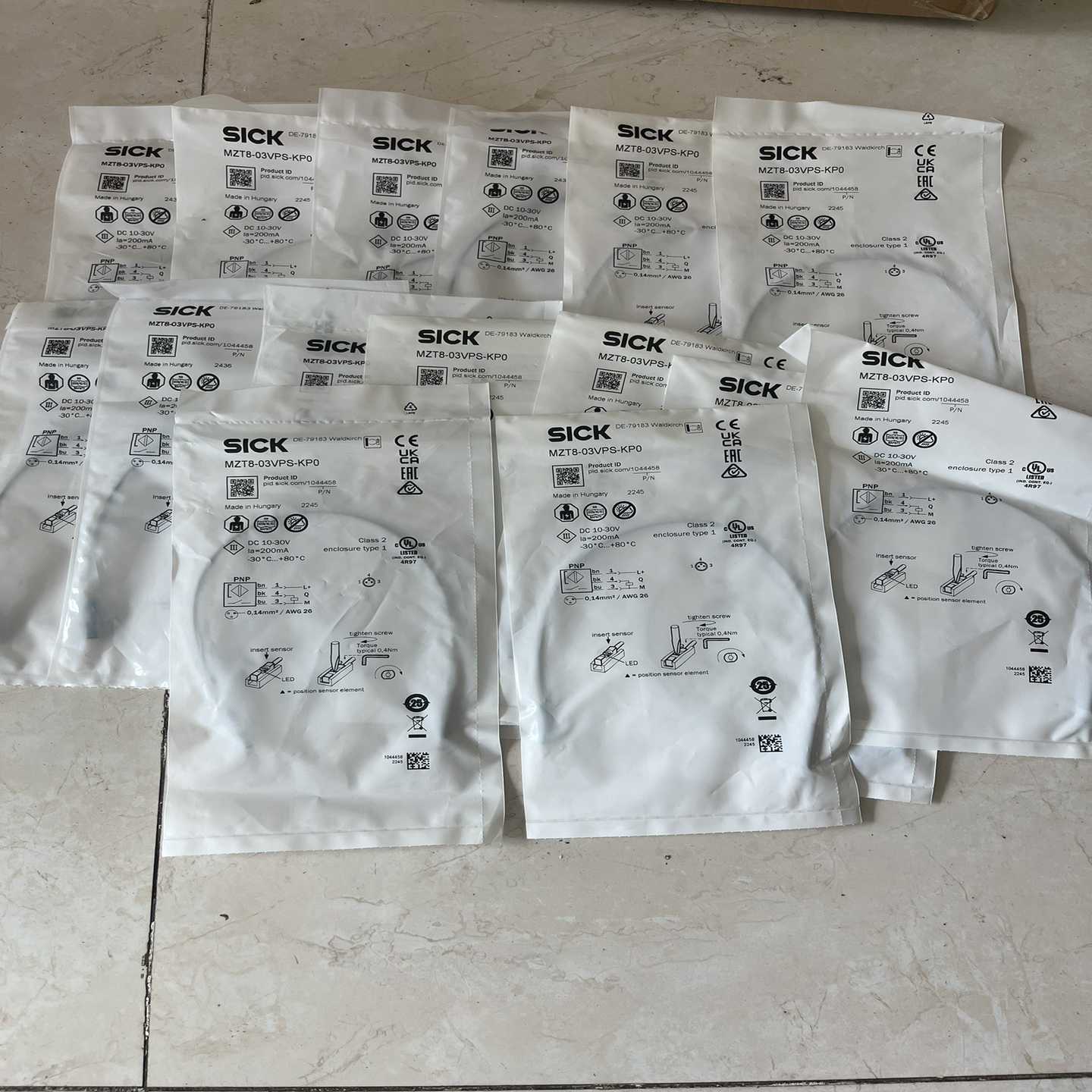 咨询-SICK西克MZT8-03VPS-KP0接近传感器，40