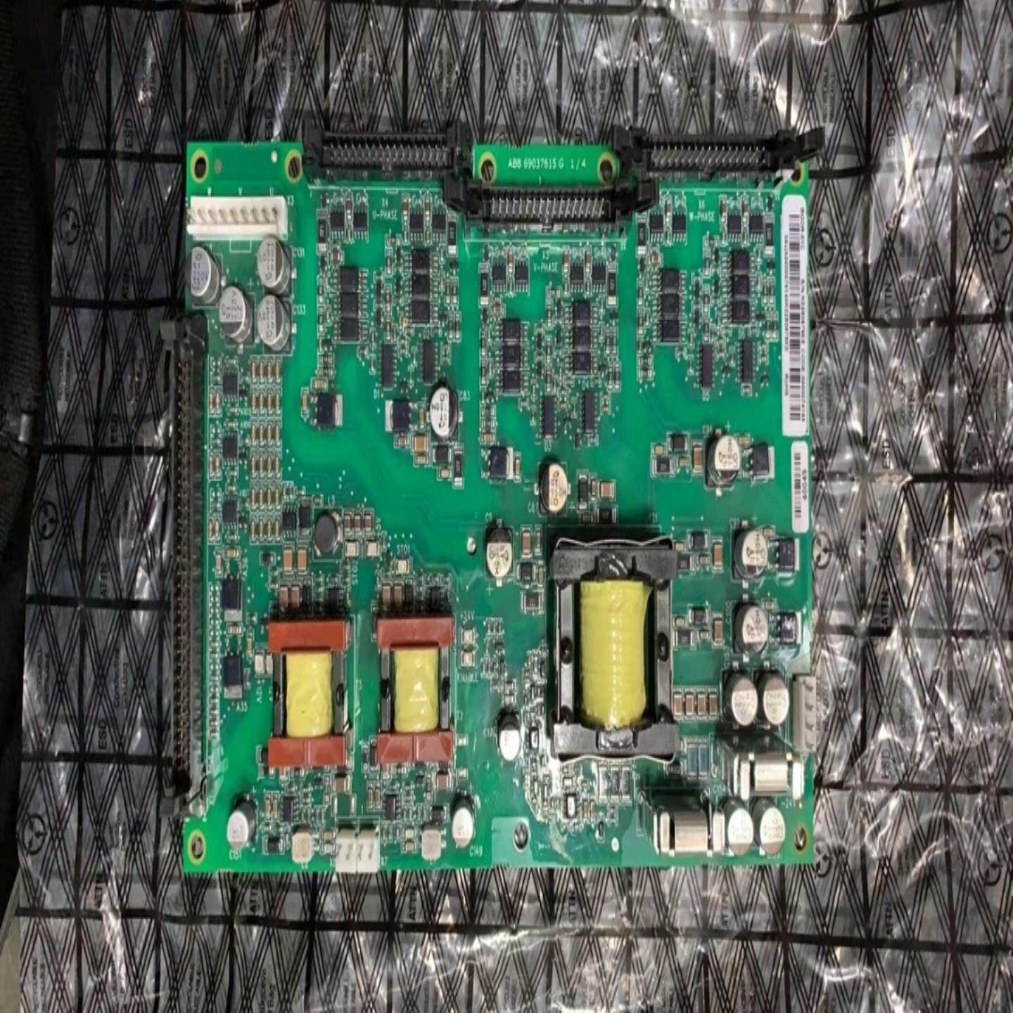 变频器ACS880变频器驱动板/BGDR-01C询价