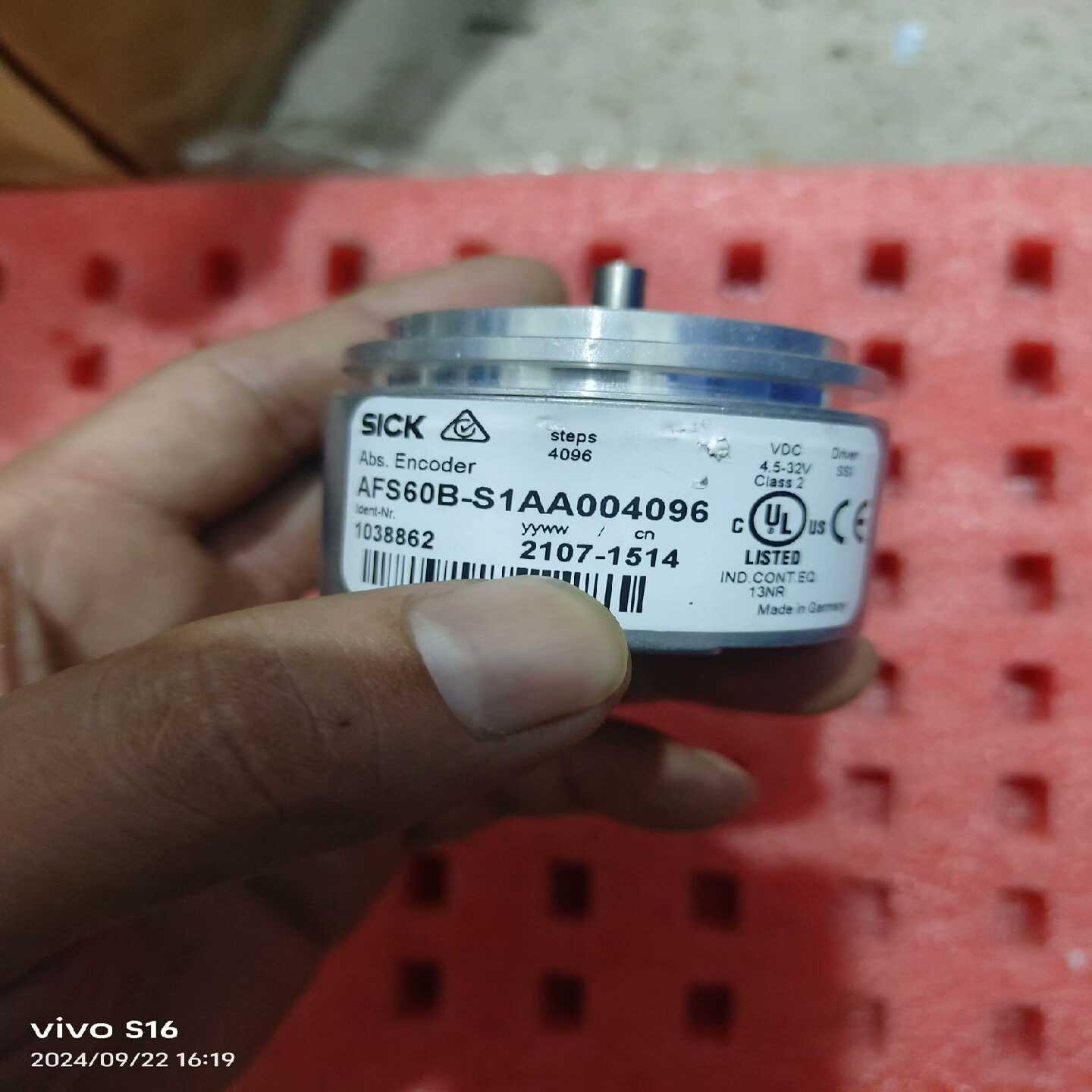 SICK西克编码器AFS60B-S1AA004096，全新-议价