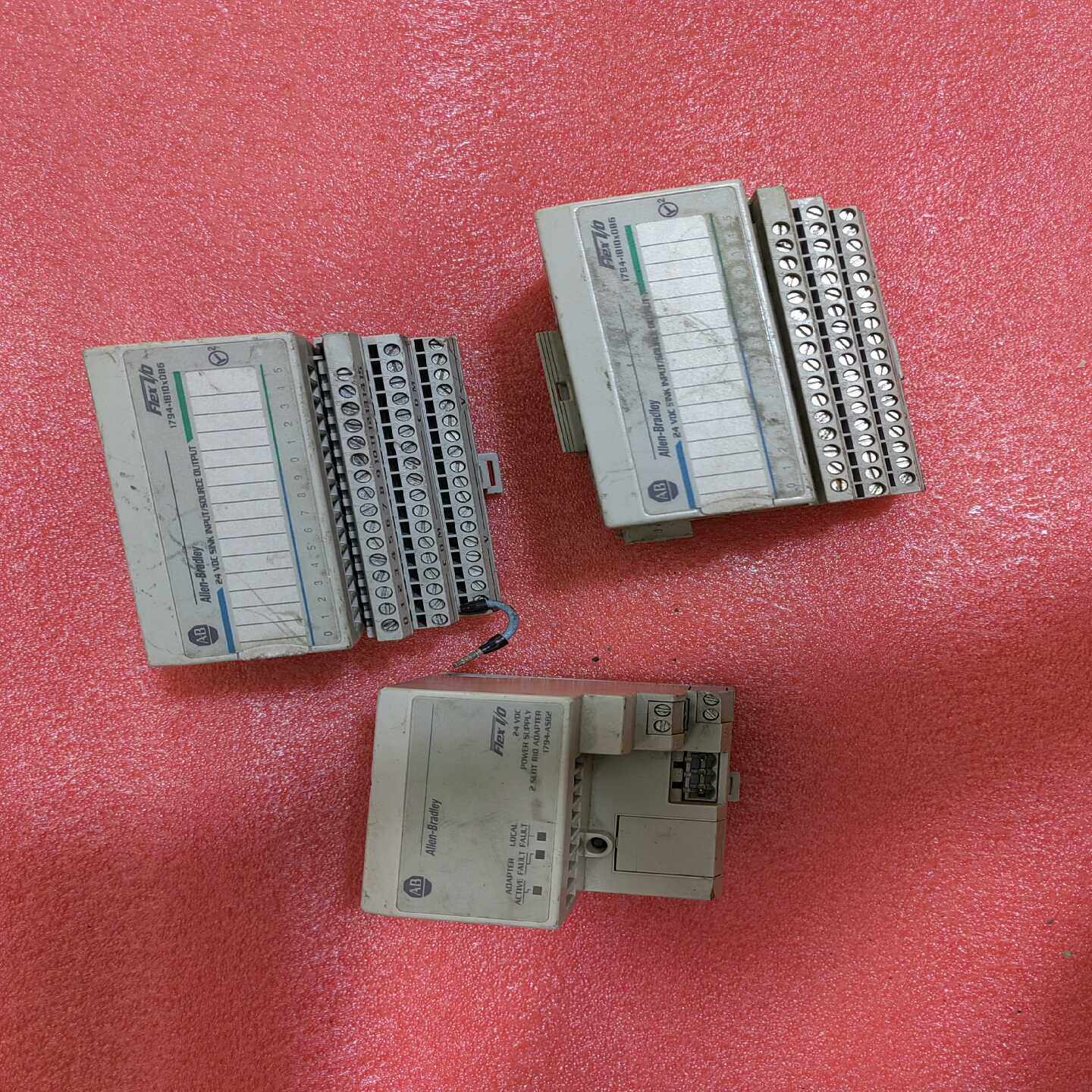 AB电源加模块，型号：1794-ASB2/1794-IB