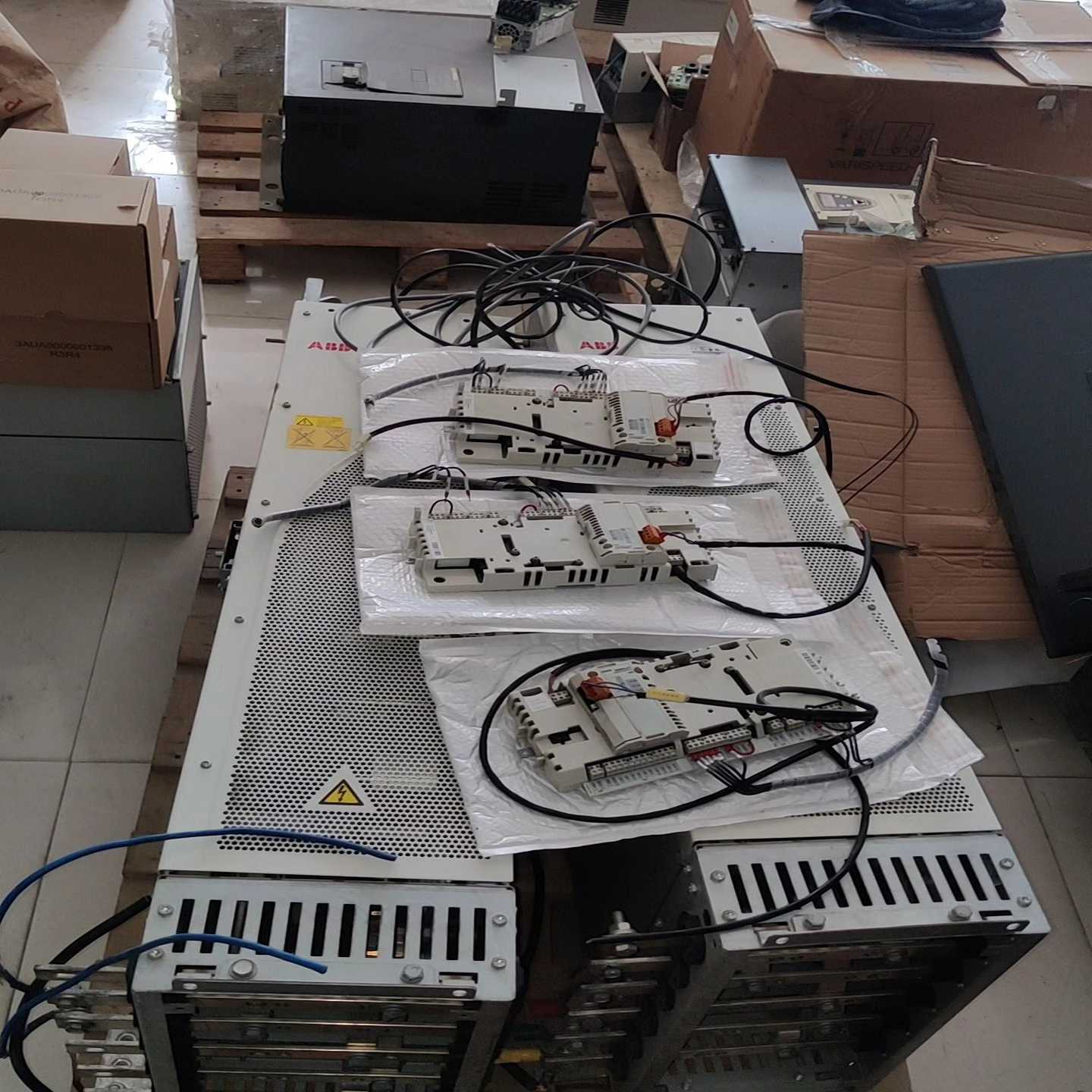 ABB800变频器ACS800-04-0260-7D150【博航商行】