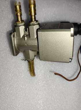 （议价）日本SMCVT325-034D电磁阀，型号VT325-0