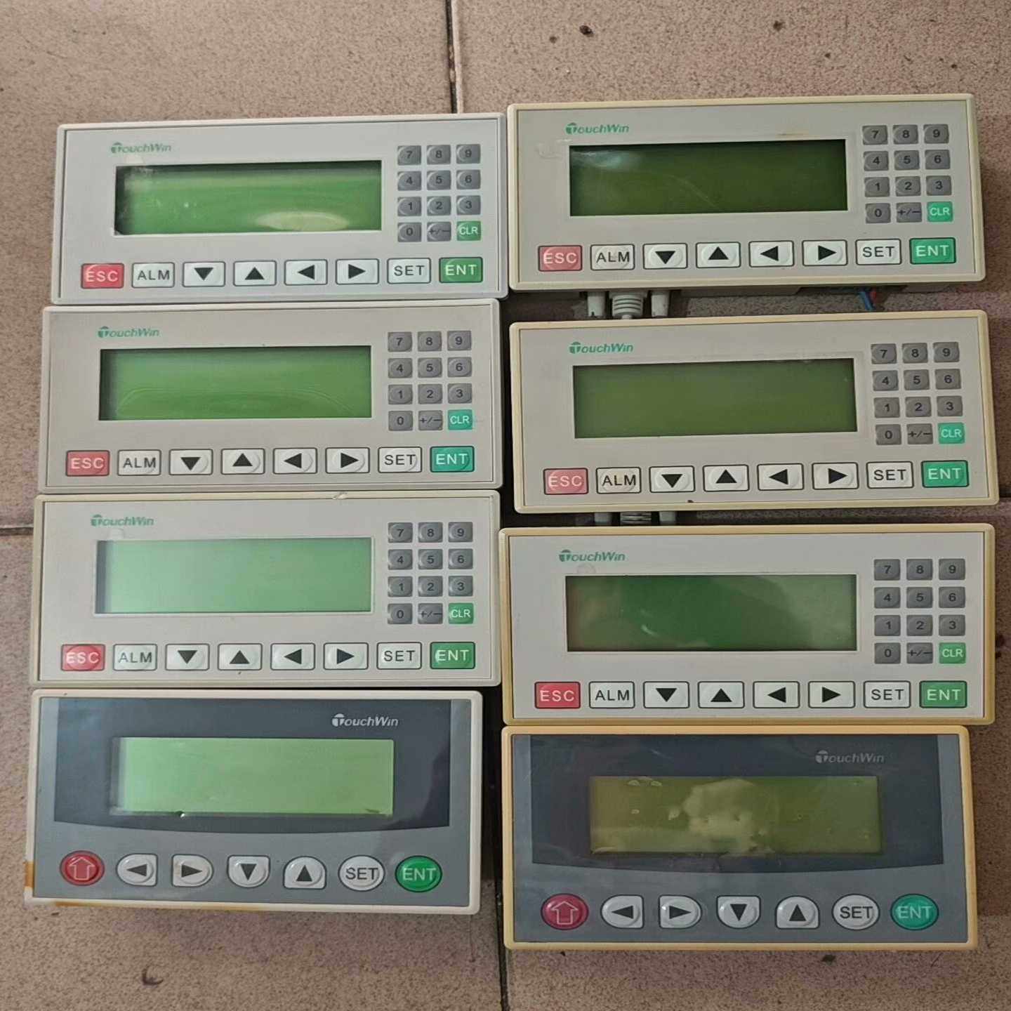 #触摸屏TouchWin文本一体控制器，