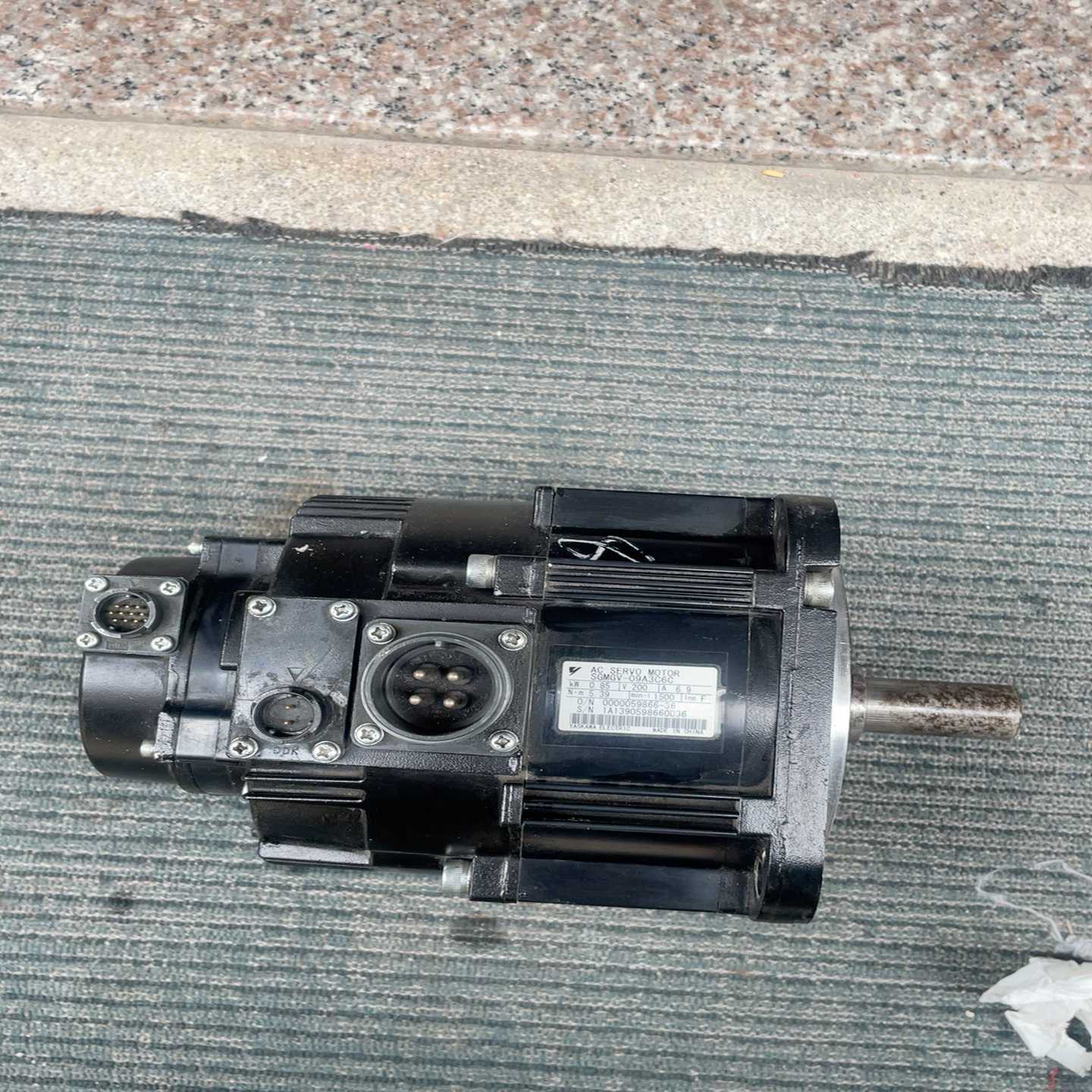 安川伺服电机SGMGV-09A3C6C询价