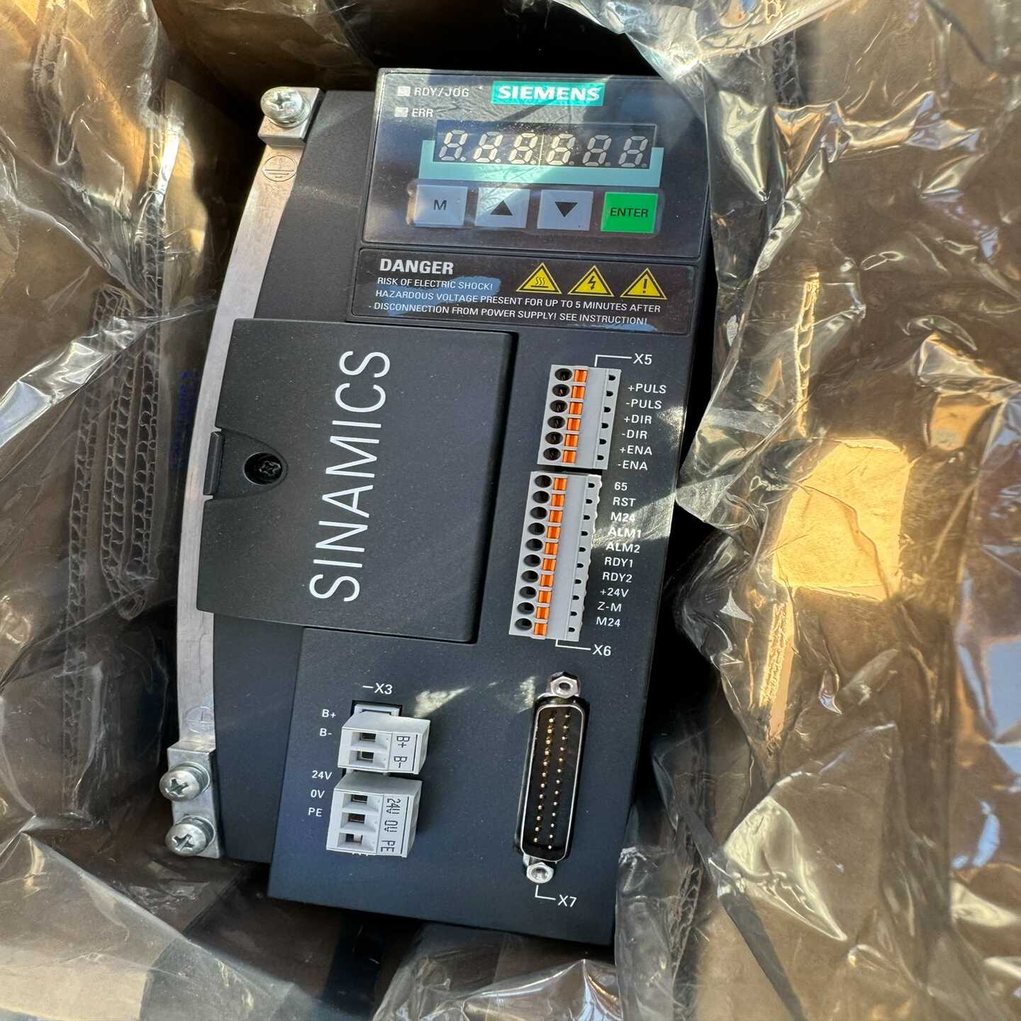 驱动器6SL3210-5CC14-0UA0原包装，询价