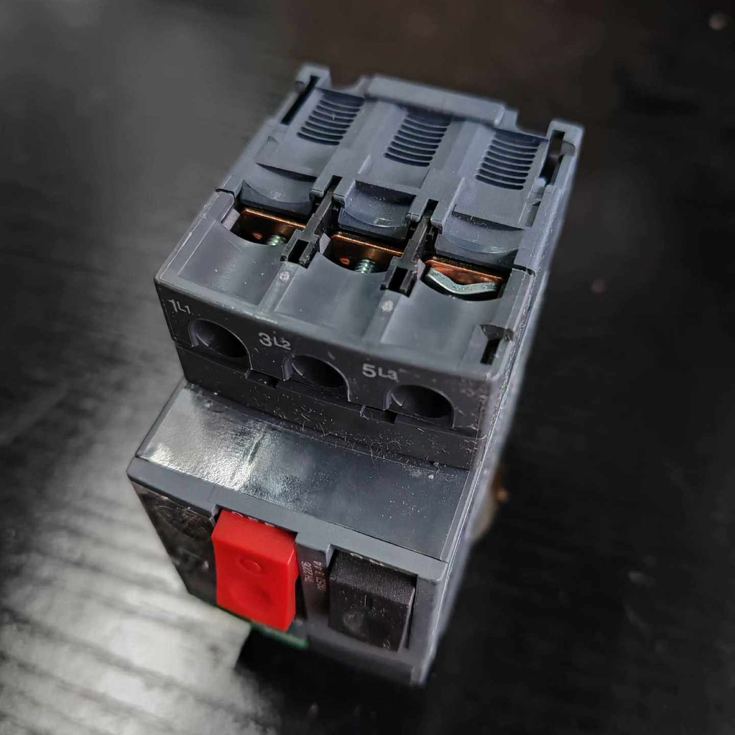 询价~GV2ME10马达断路器