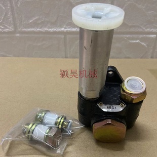 75601052207560适用挖机配件油泵手油泵6BG1燃油泵输油泵 105220