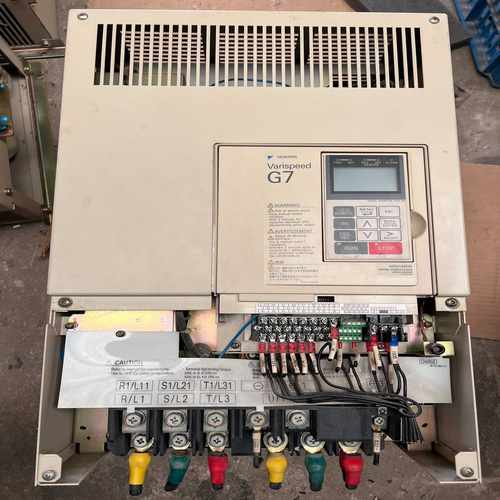 安川G7变频器CIMR-G7A4045，45KW--议价商品