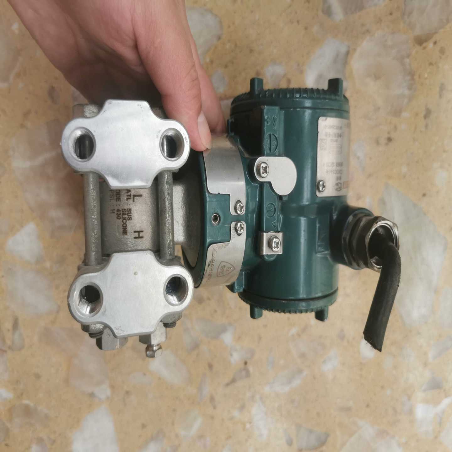 咨询-横河EJA430E智能压力变送器，型号EJA430E-JHS