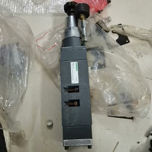 询-调压阀座134RC100JP16P00实物图