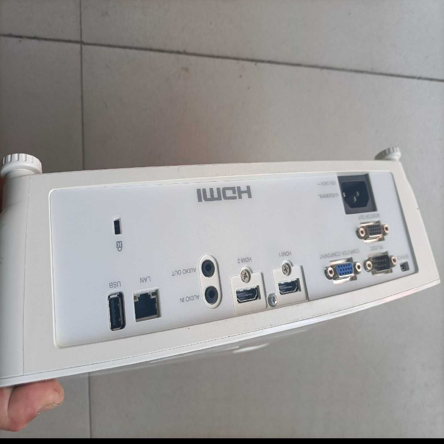 询价夏普投影机H420XA九成新带高清口支持3d高亮4200流明