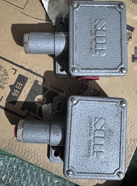 SOR索尔压力开关2个，型号414849-QZX322，【议价】