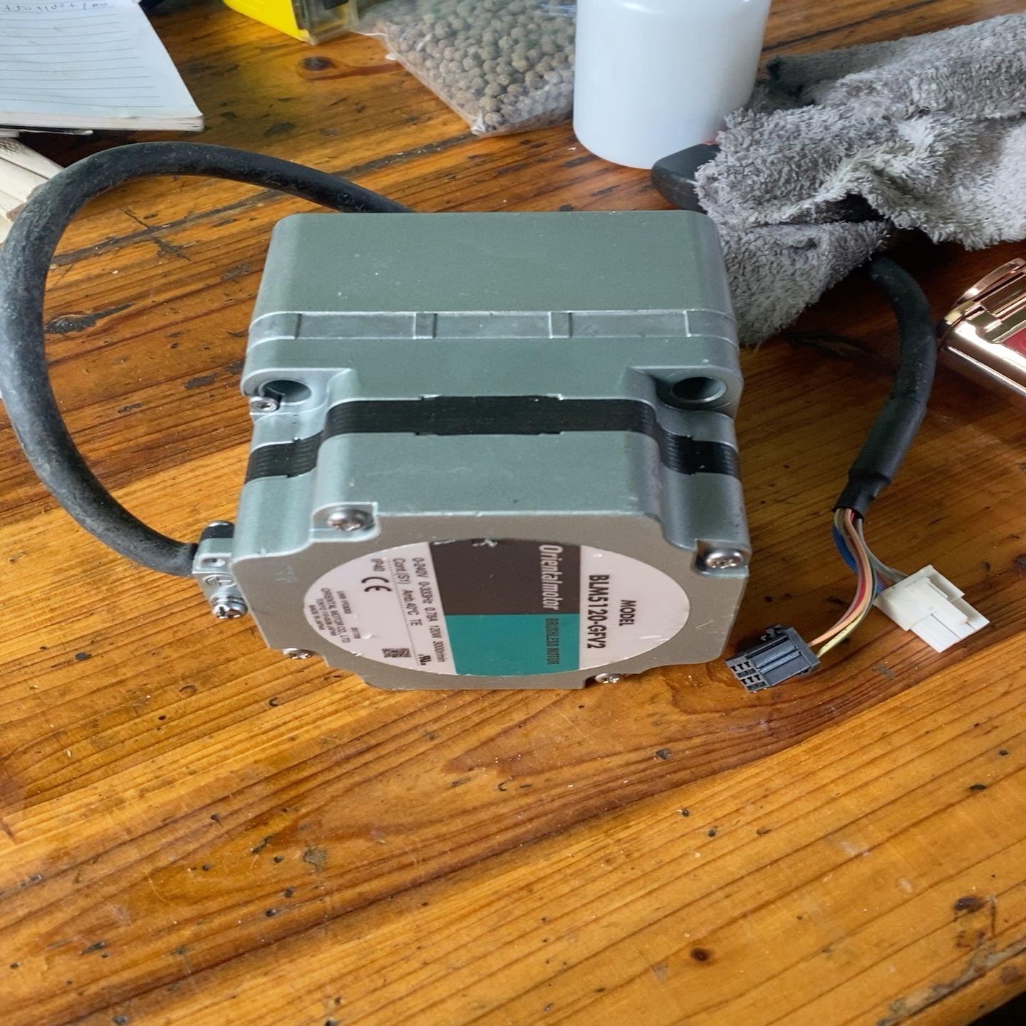 【请询价】拆机东方马达无刷调速电机BLM5120一GFV2成色如图