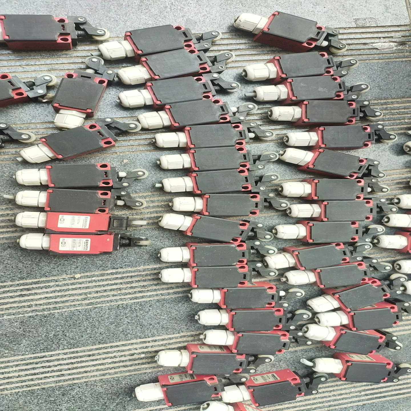 BERNSTEIN博恩斯坦限位开关 Ti2-SUIZ 608【白零商行】