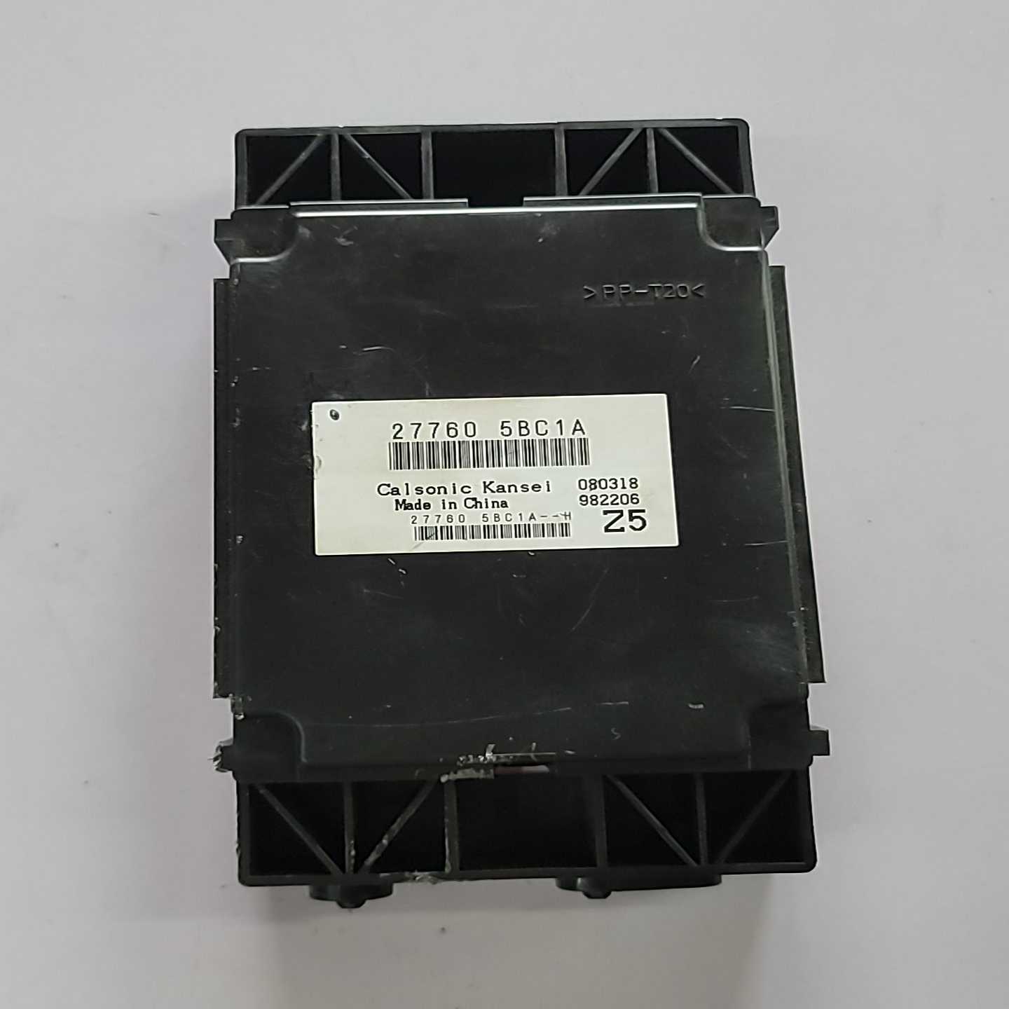 18年日产楼兰空调放大器,220块钱,非偏远地区包邮。2.5--议价商