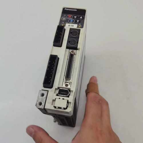 MADDT1207松下伺服驱动器，200W功率，输入电压20--议价商品