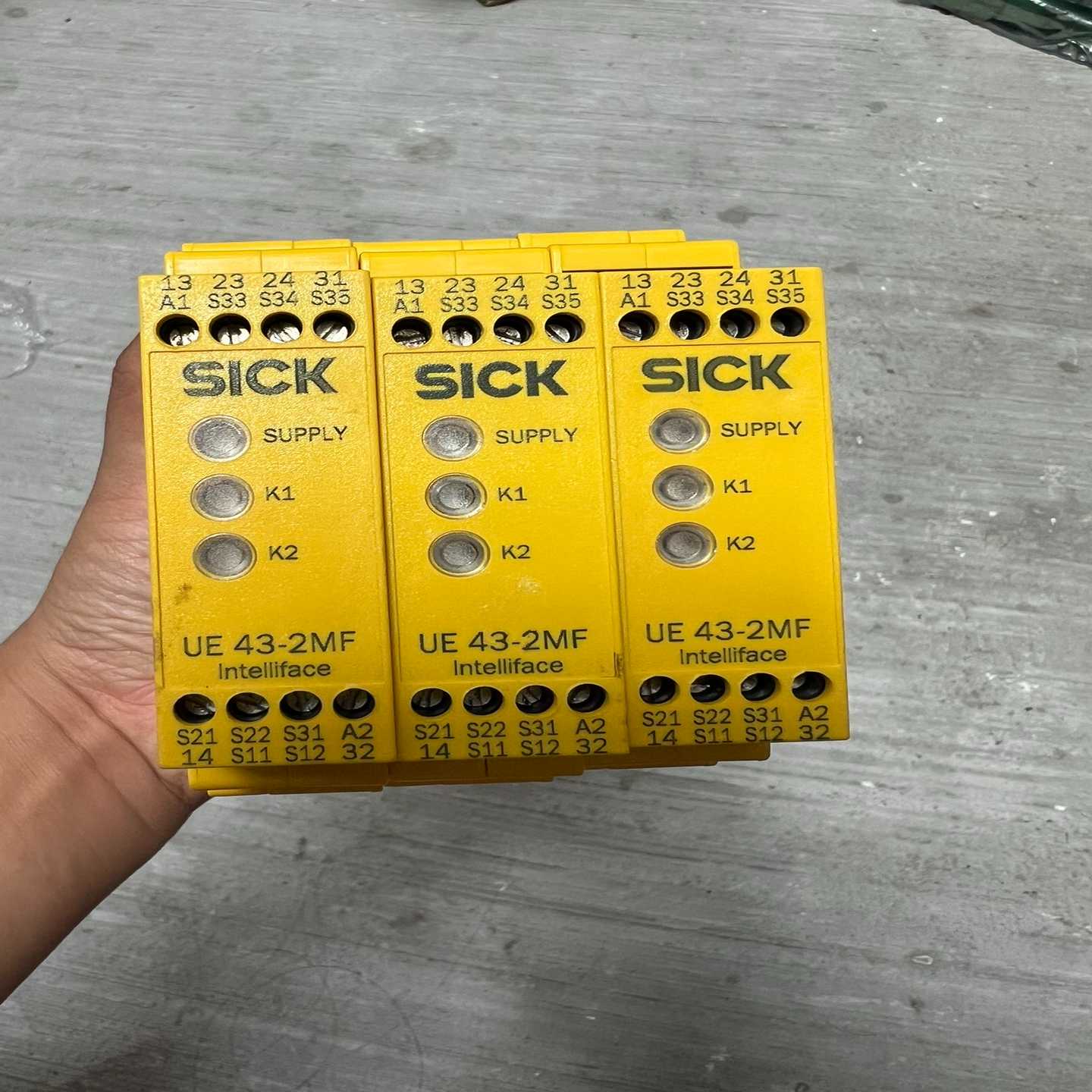 西克安全继电器，型号：UE43-2MF，UE43-2MF2D--议价商品