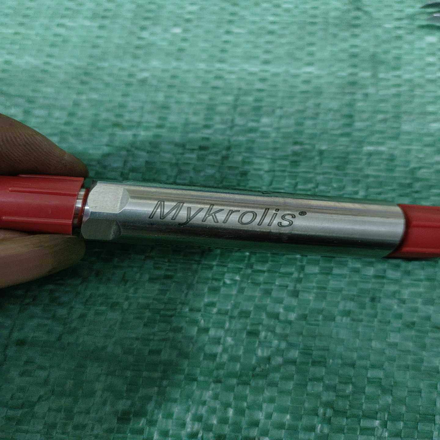 Mykrolis全新未使用，最大压力210bar（3000--议价商品