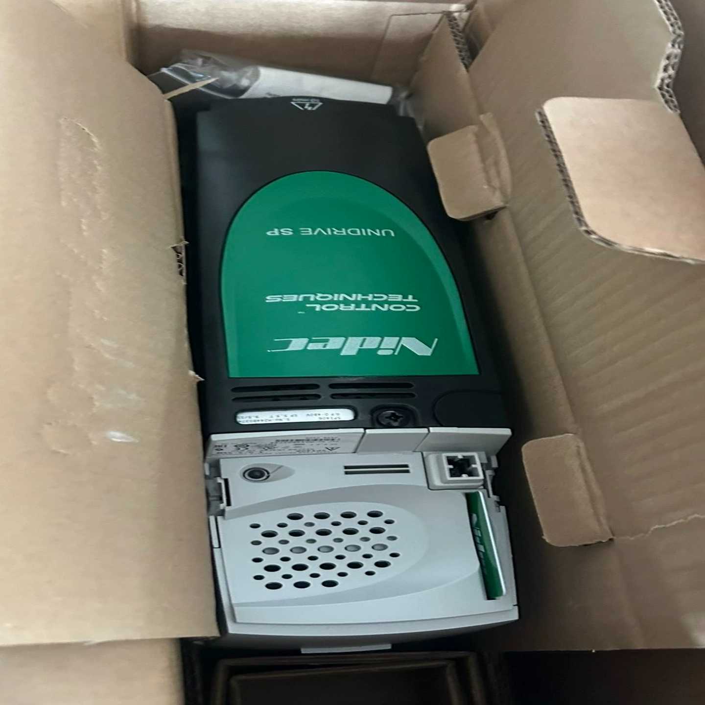 询价~SP1403 1.5/2.2KW Nidec C