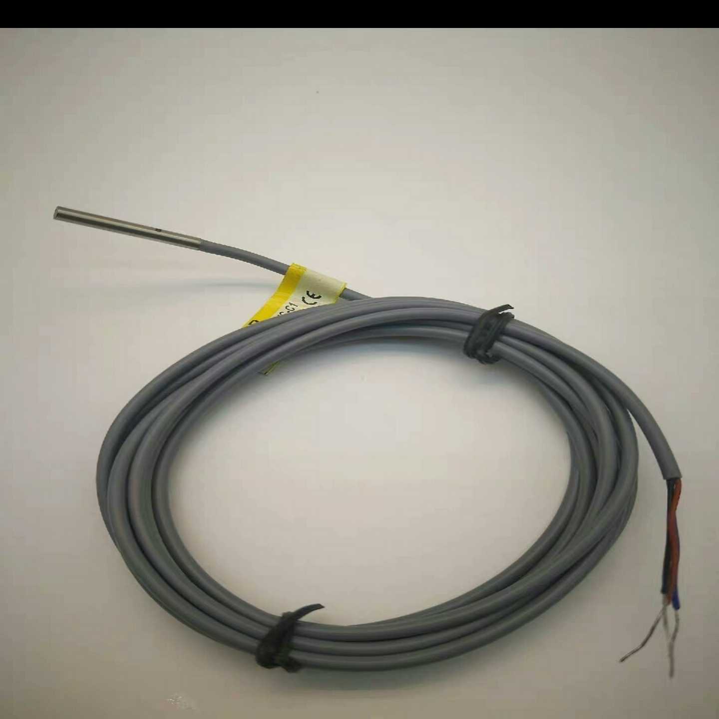 全新E2E-C03SR8-WC-C1，E2E-C03N02--议价