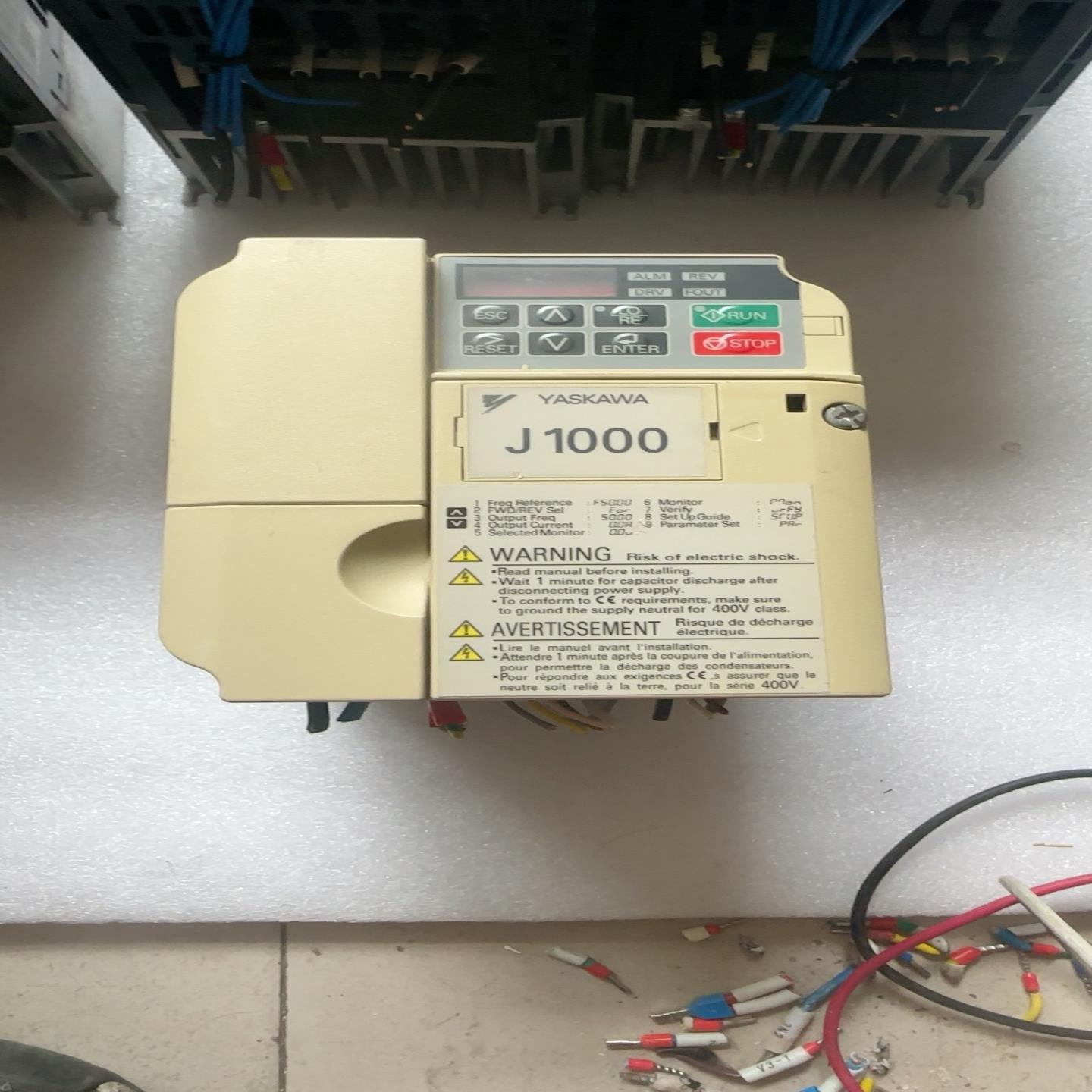 安川变频器，CIMR-JCBA0006BAA，1.1千瓦，2