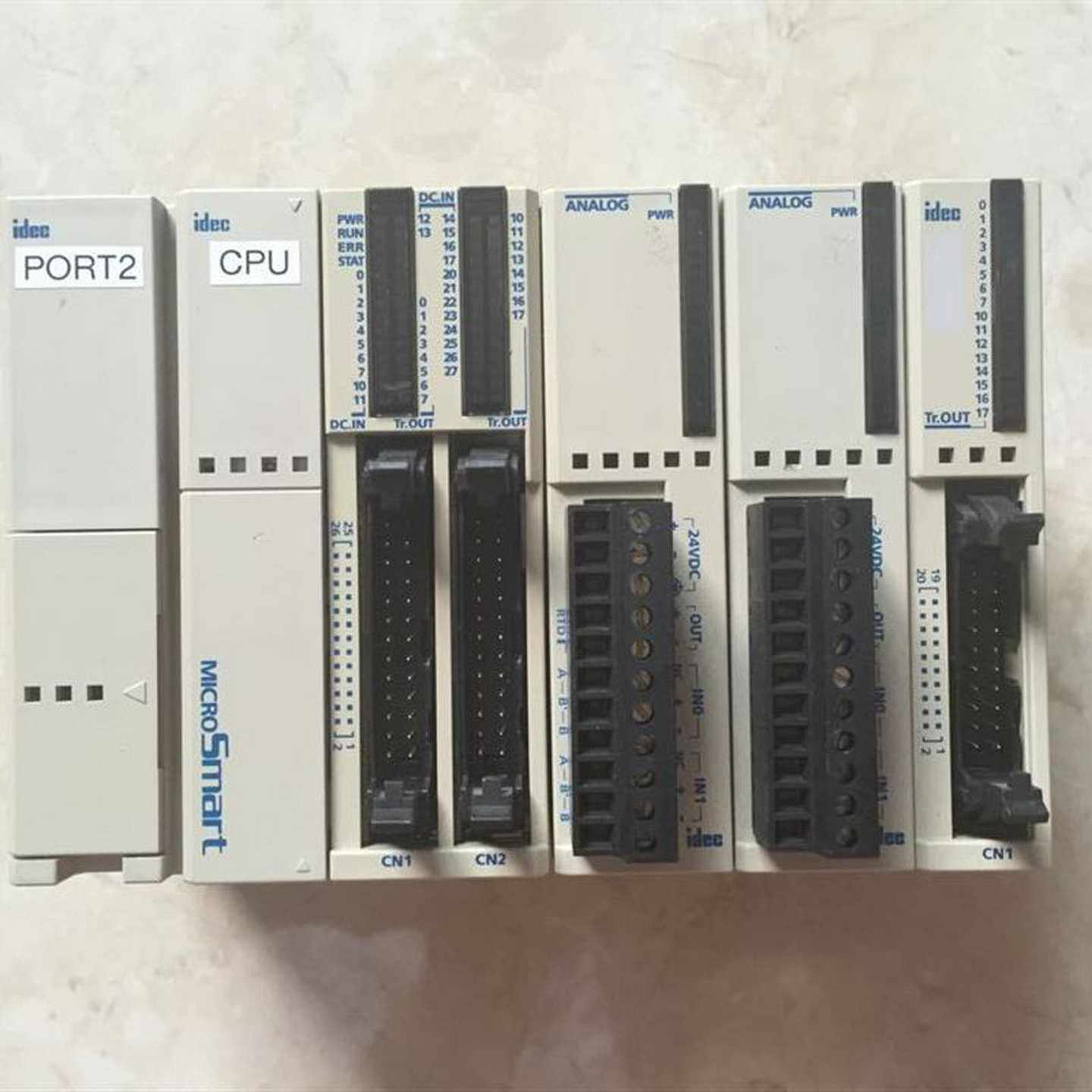 A010*实价FC4A-C24R2CFC4A-N16B1IDEC和H泉PLC原装现货