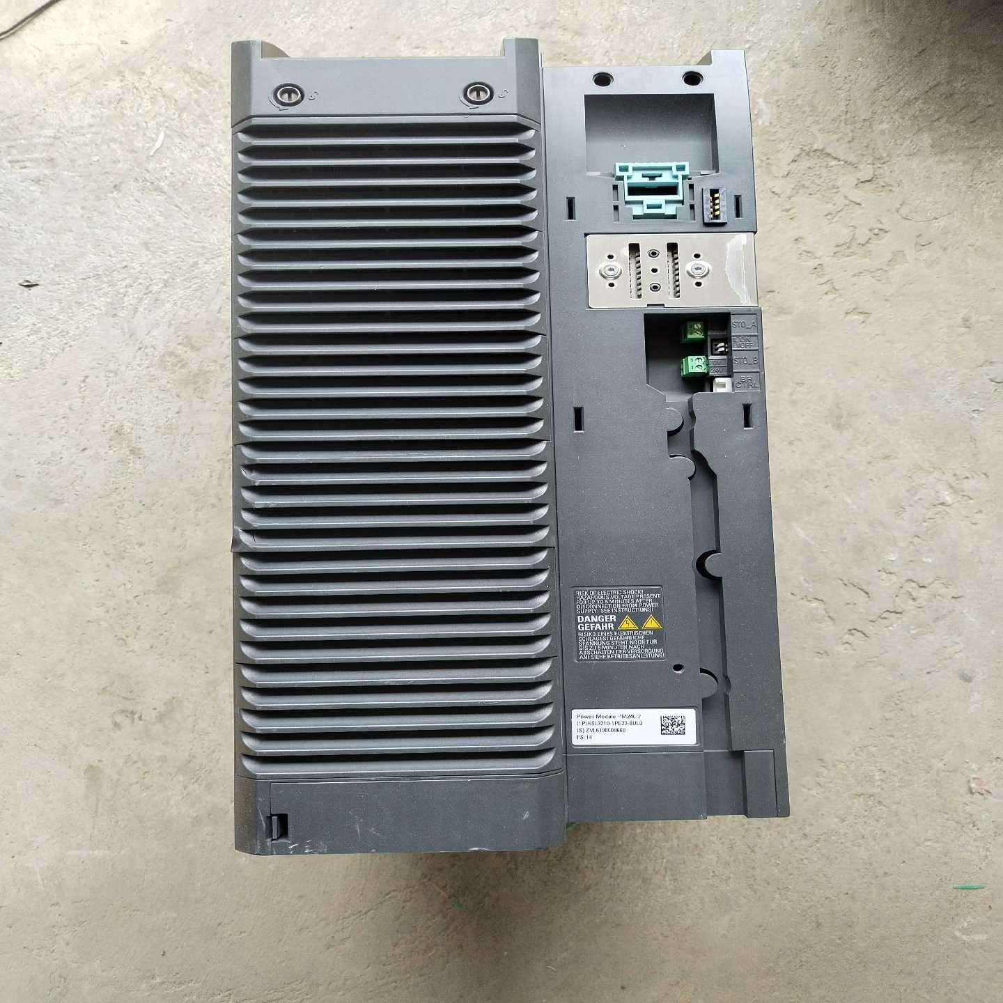 PM240-2变频器6SL3210-1PE23-2，1【白零商行】