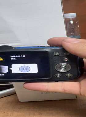 富士XP60数码相机，蓝色机身，5倍光学变焦，6米防水1.5--议价商