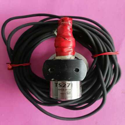 雷尼绍对刀仪TS27R一台，实物图拍摄，需要的联系--议价商品