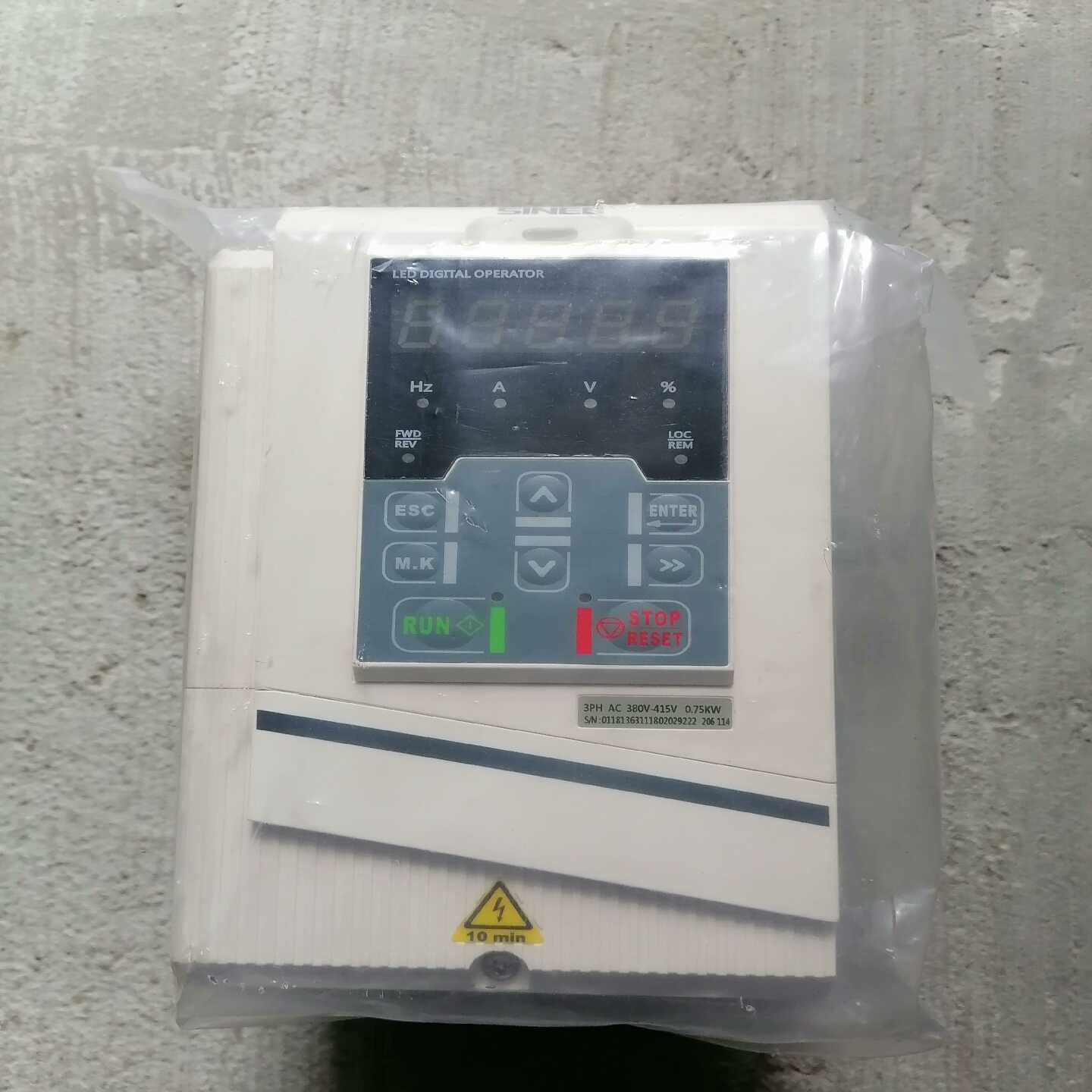 【议价】正弦EM600-0R7-3B(0.75KW)，没有适用