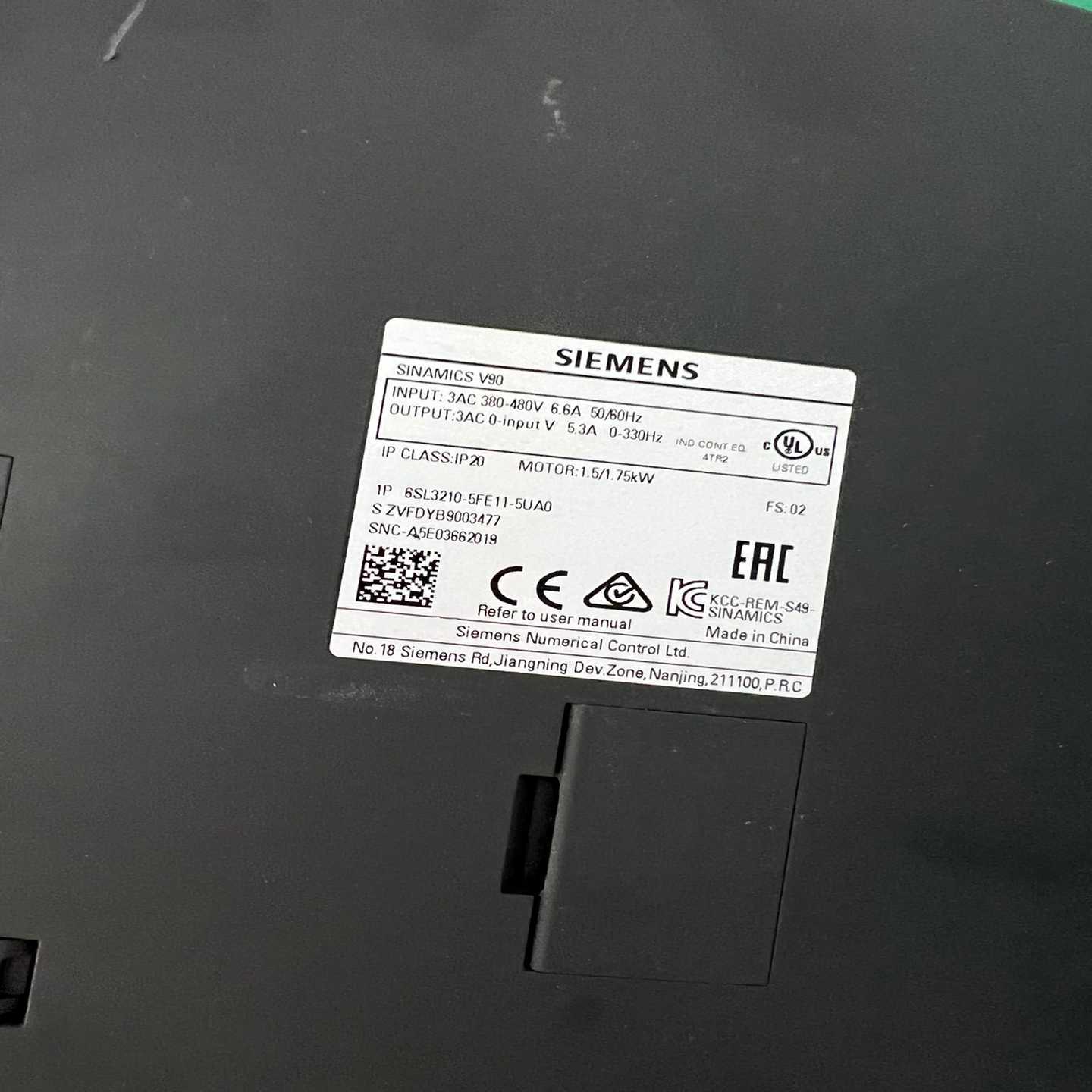 华日激光控制器，HRPS-200B，成色如图。通电如图所示，~询价