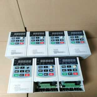 【议价】欧坤1.5KW变频器，型号AD30-1R5G-1，220适用