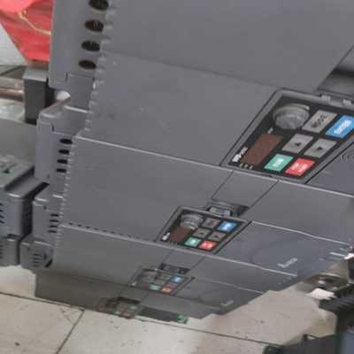 【星慕电子】台达E系列5.5KW变频器八台，成色自定义，个别缺