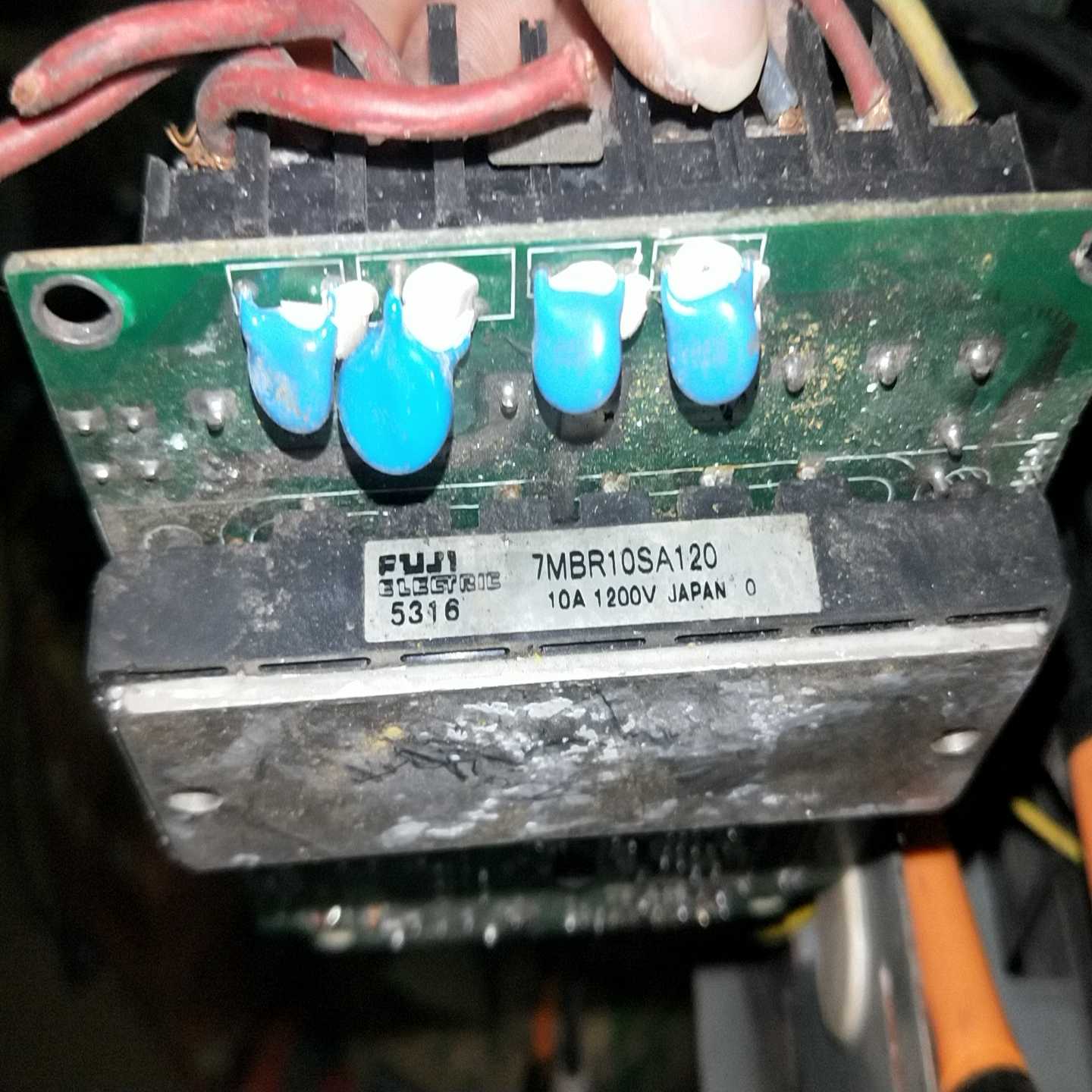 7mbr10sa120驱动板apf0ye00056包模块好剪询价