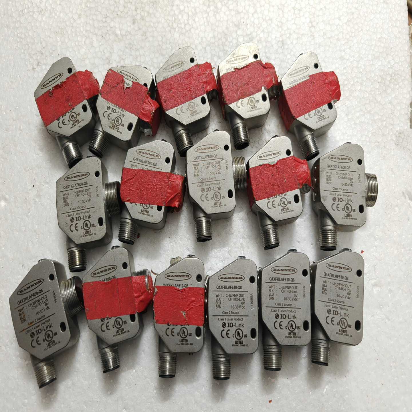 议价邦纳Q4L600-Q8有十二个