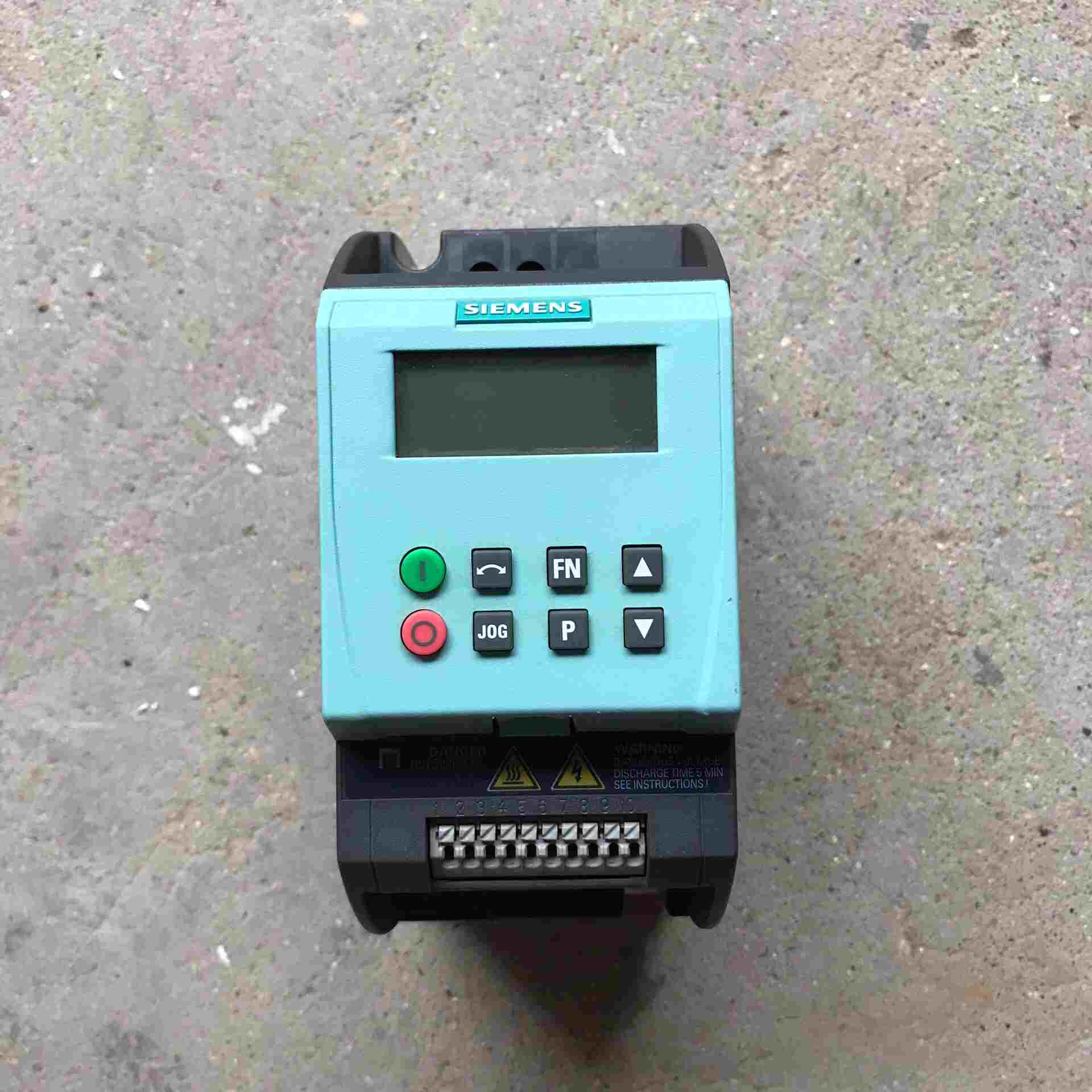 询价拍~变频器G110 6SL3211-0AB13-7BA1