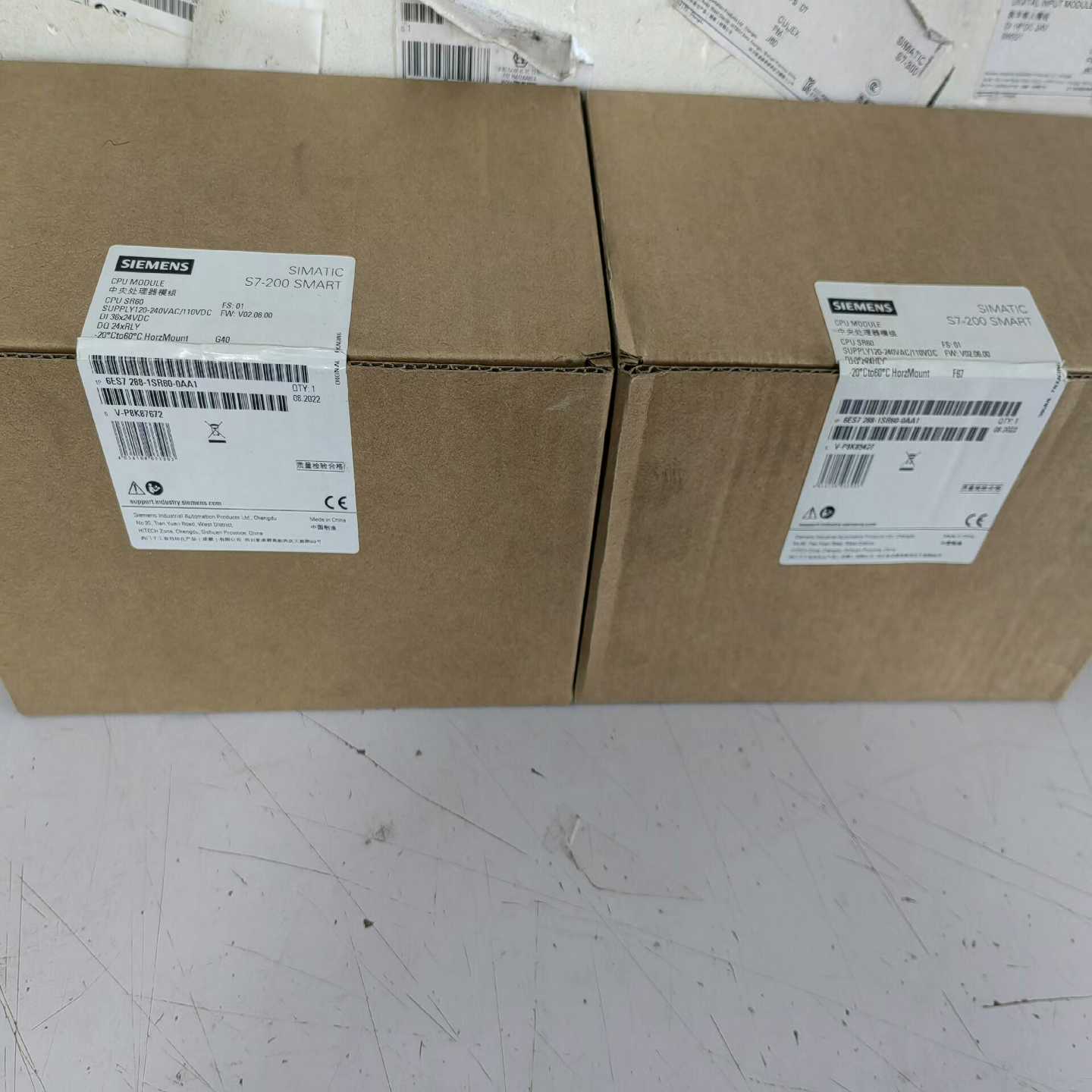 【议价】SMART模块6ES7288-1SR60-0AA1适用