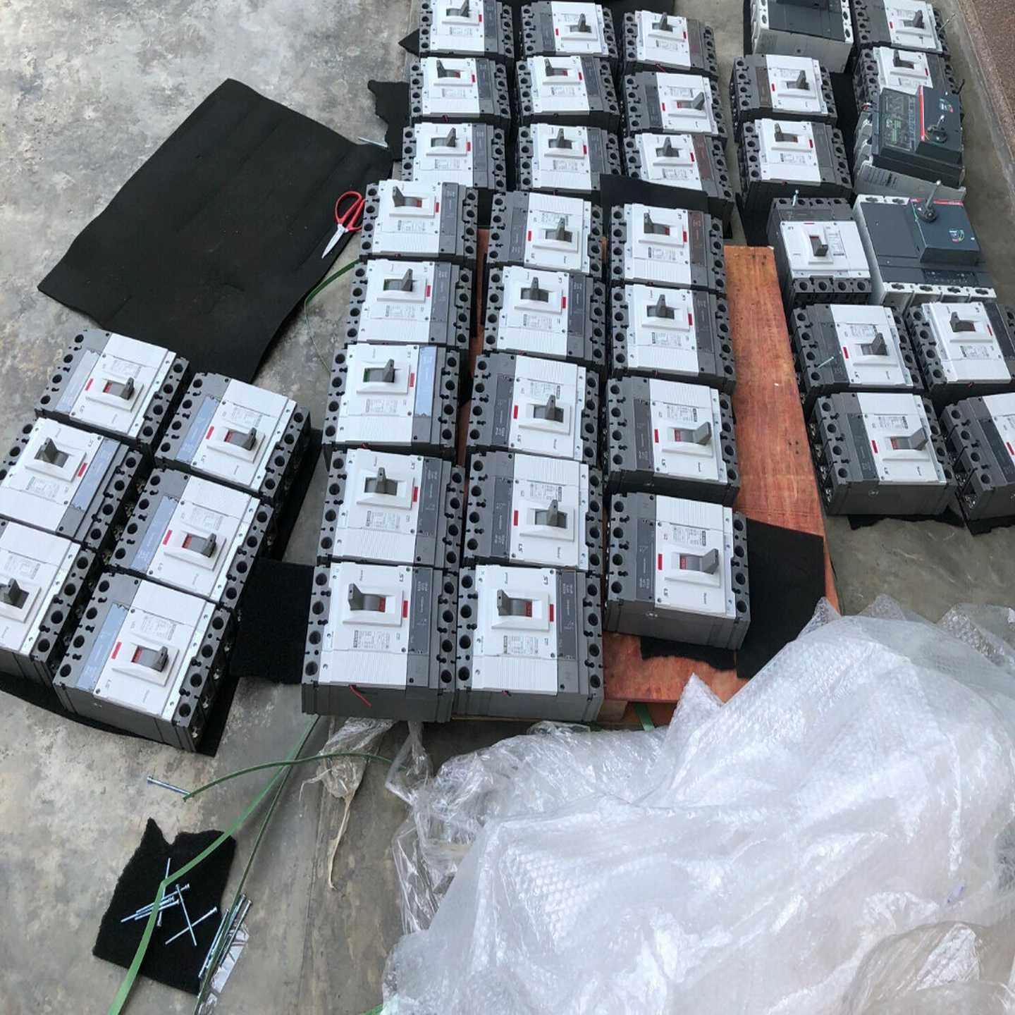 TS630N 塑壳断路器（地坛设备）,3C数码配件,其它配件,淘宝优惠券,粉丝福利购,淘宝优惠卷