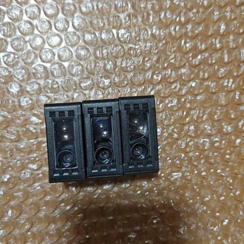 询价-远距离背景抑制激光传感器BXG3010P聚光不扩散黑白等距