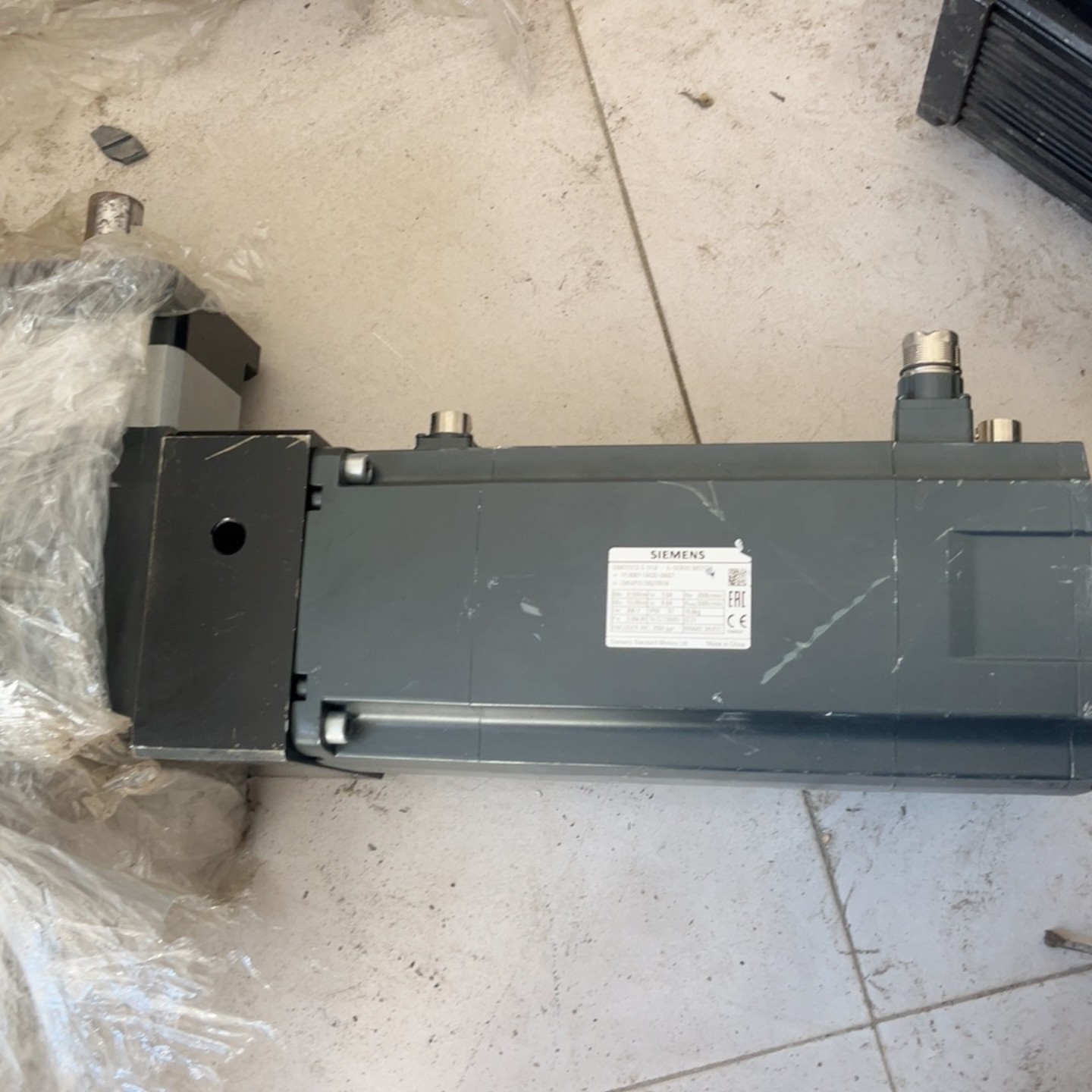 1FL6067-1AC61-0AB1全新原装V90伺服电，标