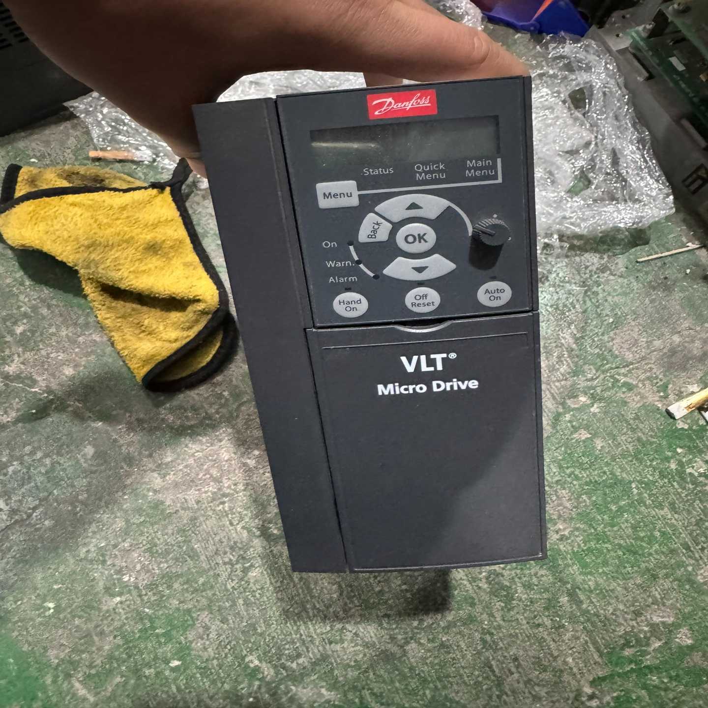 丹佛斯变频器，FC-051P5K5T4E20H3B,5.