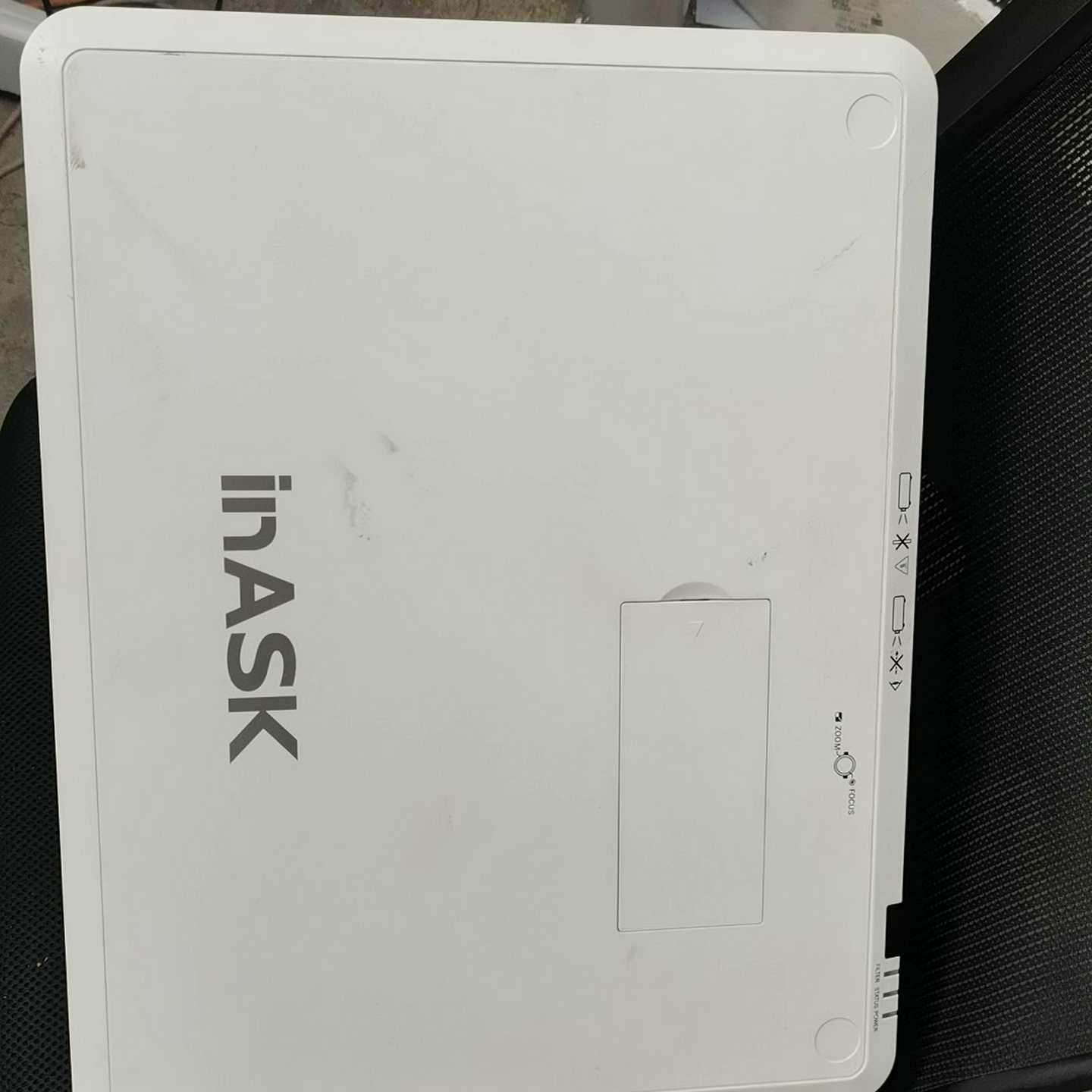 出售DX520投影仪，成色效果很好--议价商品