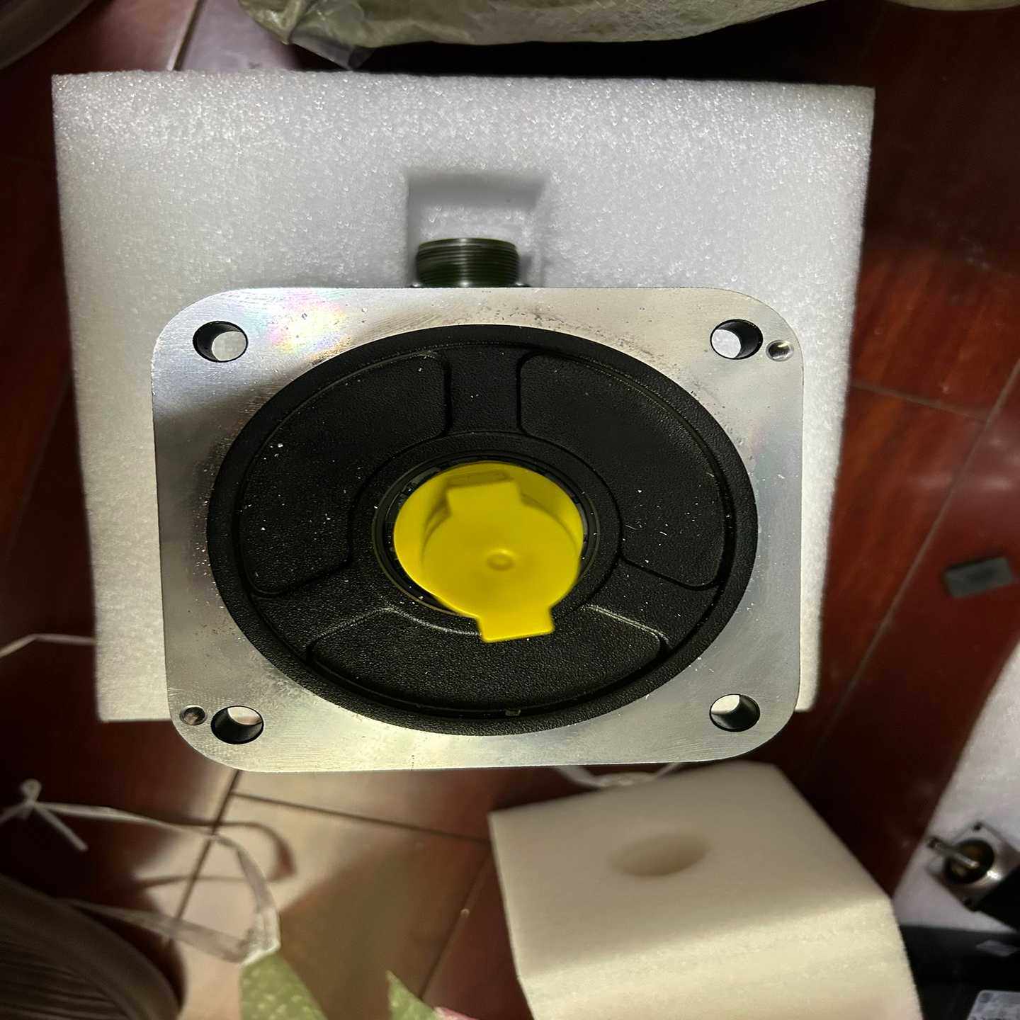 汇川伺服电机，MS1H3-18C15CD-T331Z，1.8--议价商品