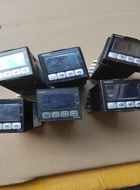 温控器E5CZ-Q2MT/R2MT，成色如图所示，询价