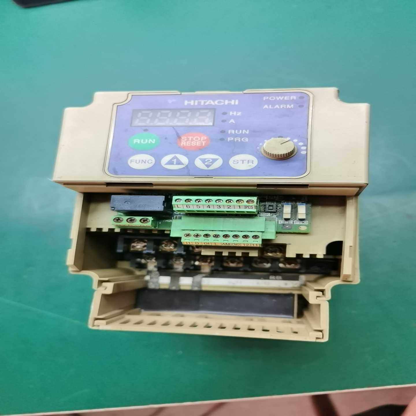 日立变频器4.0KWSJ200-040HFE-HT，实--议价商品