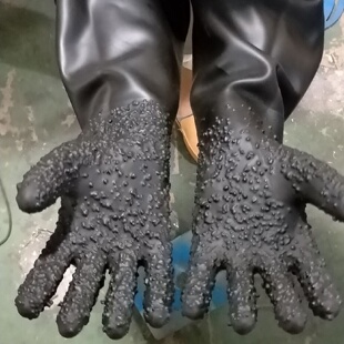 喷砂手套颗粒防滑耐磨黑色橡胶喷砂机专用手套喷砂机防护配件